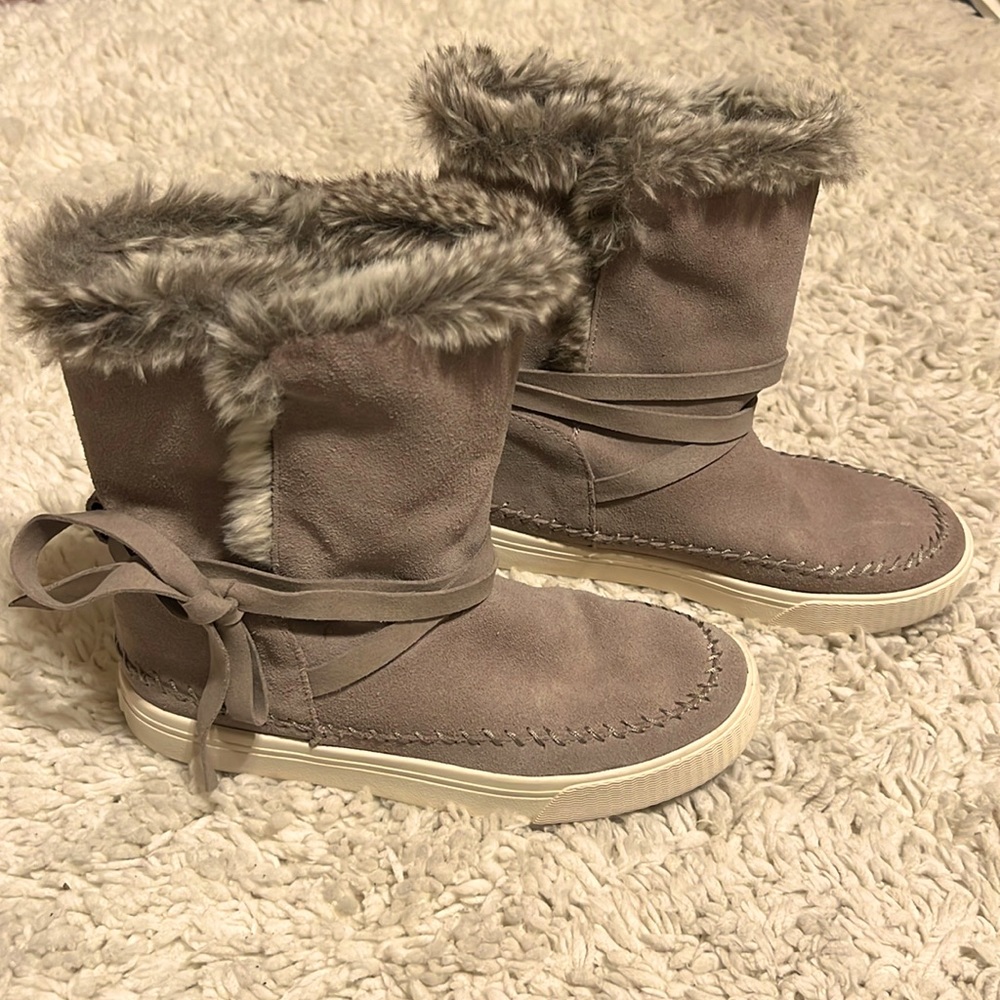 Toms Desert Taupe Vista Faux Fur Winter Snow Boots